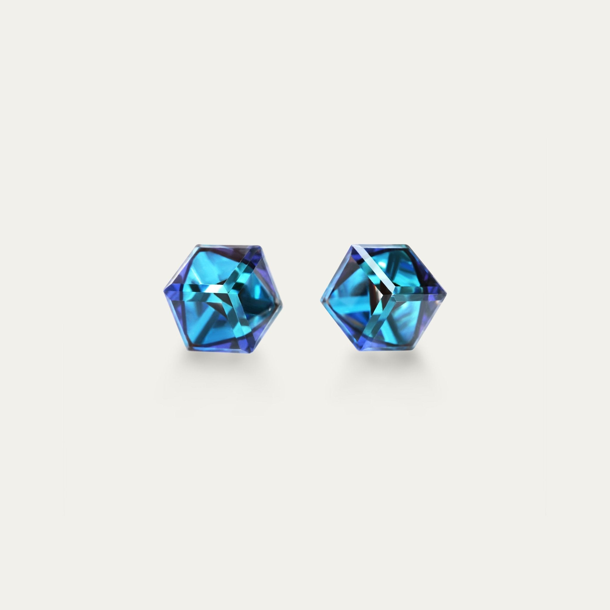 Irene - Bermuda Blue - 4mm Iridescent & Blue Color Cubic Crystal - Hypoallergenic Stainless Steel Stud Earring - Earrings - irene - cubic - 4mm - bbl - bermuda - blue - Seona
