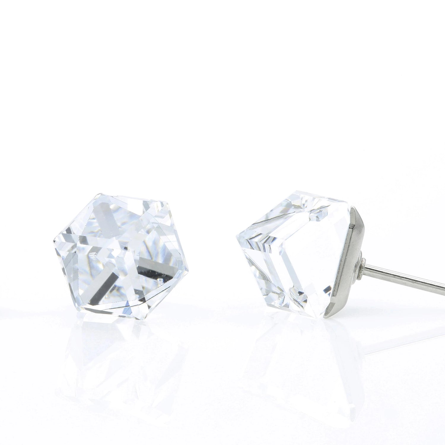 SEONA - Iris - 6mm Cubic Cut Genuine Crystal Earrings Seona Earrings 